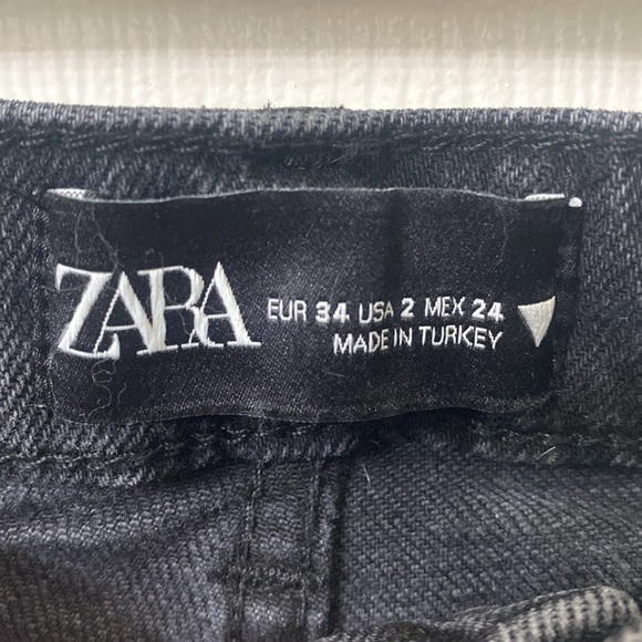 •Zara•High Waist Raw Hem Denim - Picture 6 of 12